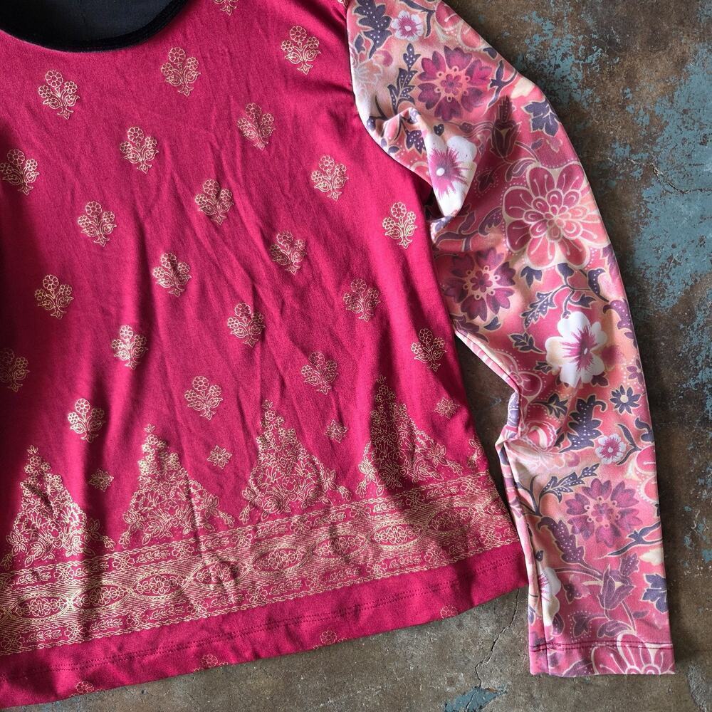 Vintage 90s Floral Print Top Size S Red Asian Inspired Velvet Back Long Sleeve - Picture 3 of 6